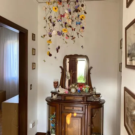 بيت ضيافة Tencarola B & B 3*