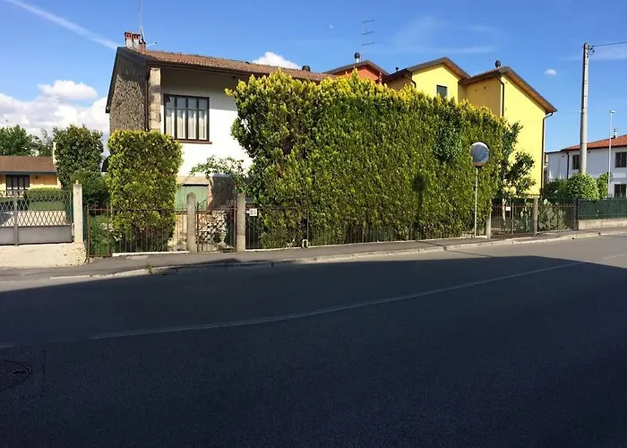 Casa de hóspedes Tencarola B & B 3*